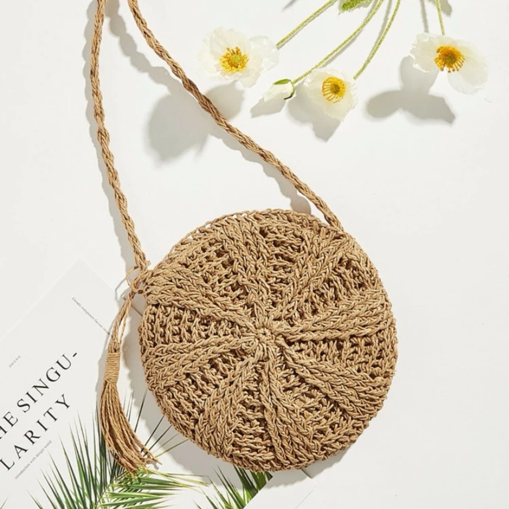 Tassel detail round straw knit crossbody purse